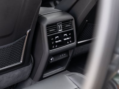 2025 Porsche Cayenne Cayenne E-Hybrid Coupe