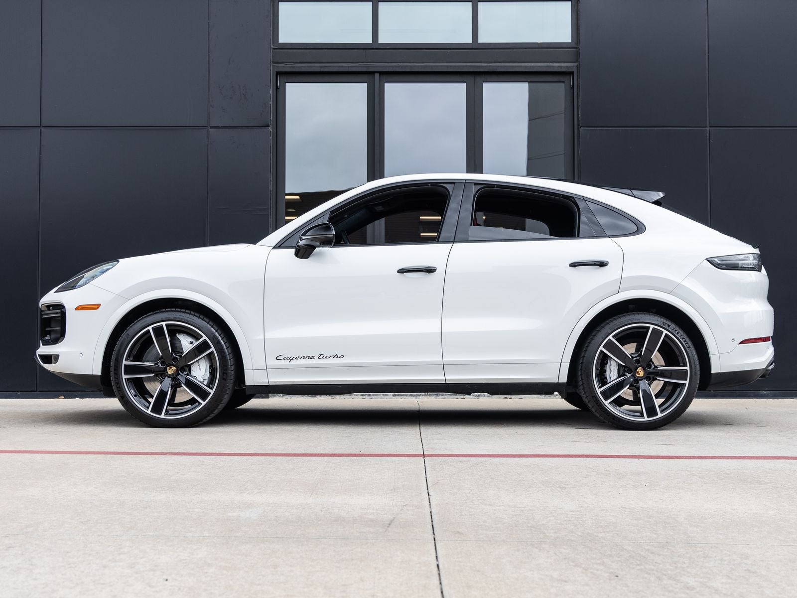 2023 Porsche Cayenne Turbo Coupe