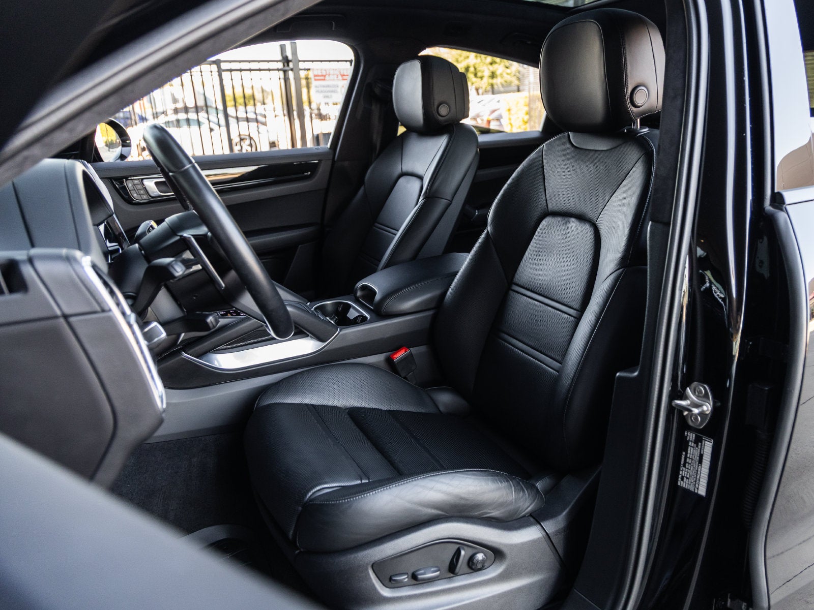 2022 Porsche Cayenne Cayenne Turbo Coupe