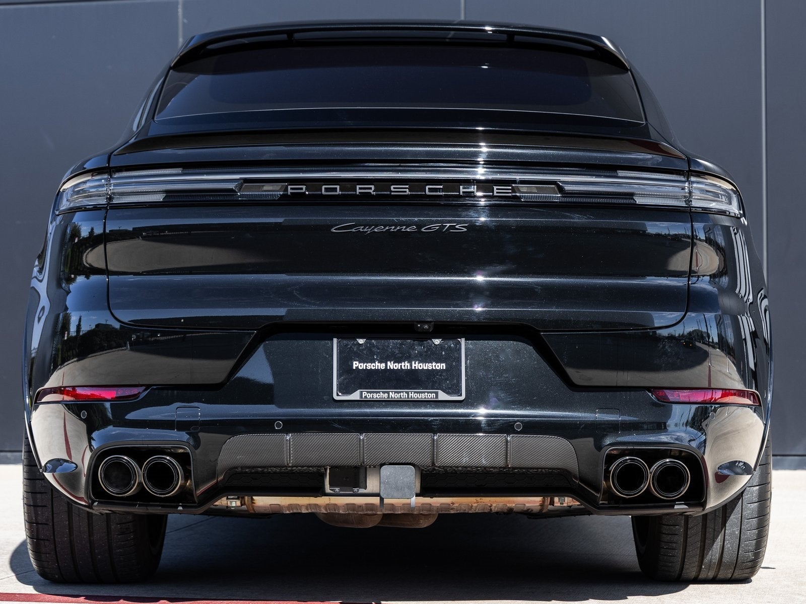 2025 Porsche Cayenne Coupe GTS