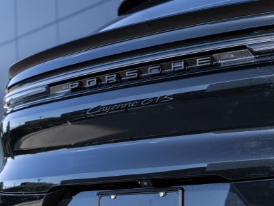 2025 Porsche Cayenne Coupe GTS