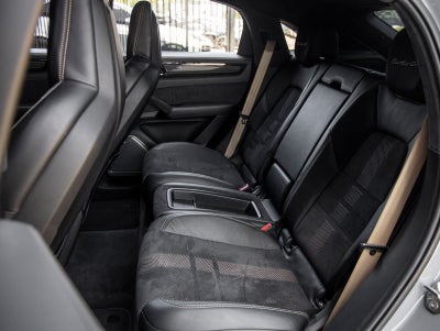 2022 Porsche Cayenne Cayenne Turbo GT (MY22)