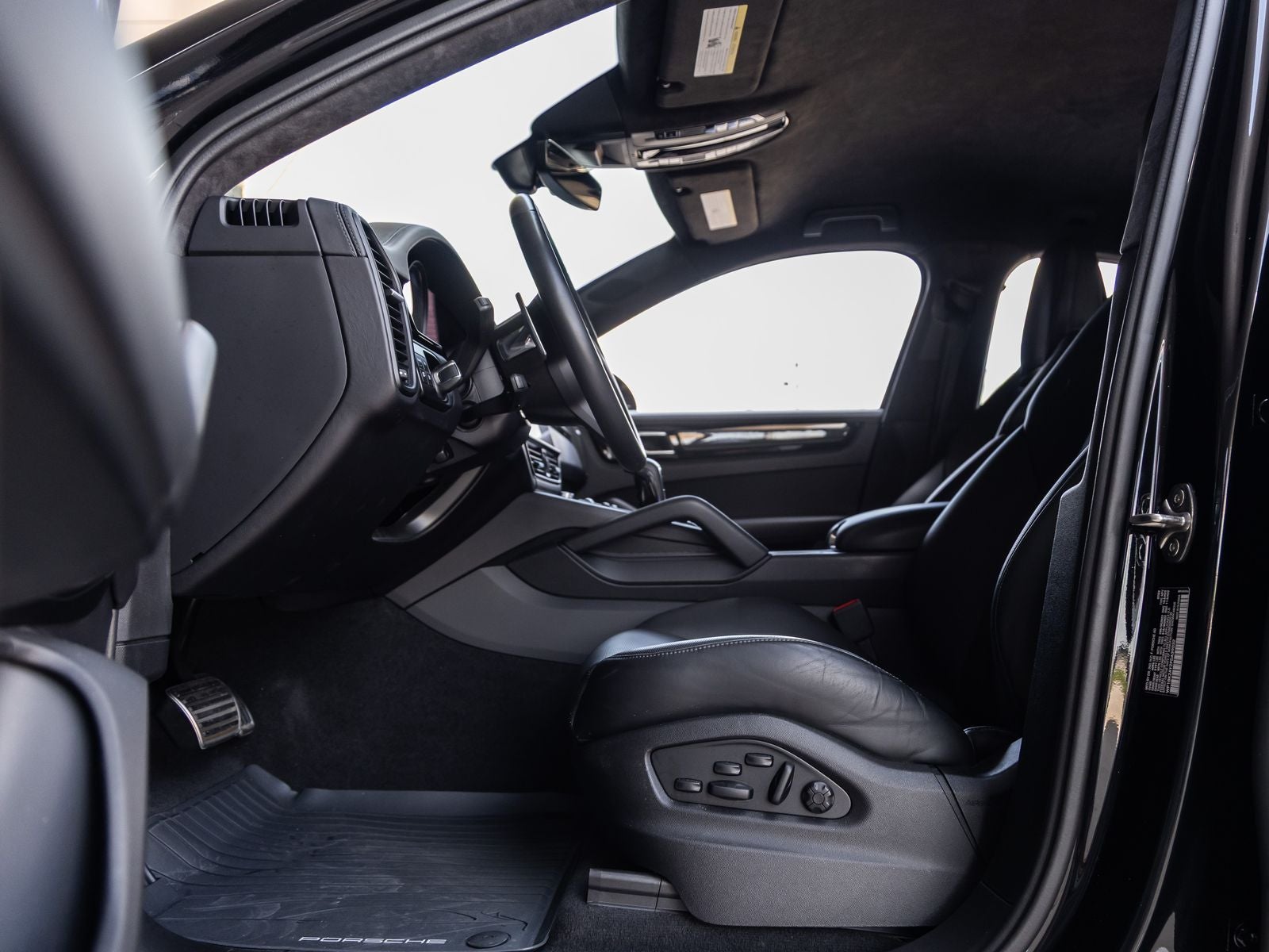 2023 Porsche Cayenne Cayenne Turbo GT