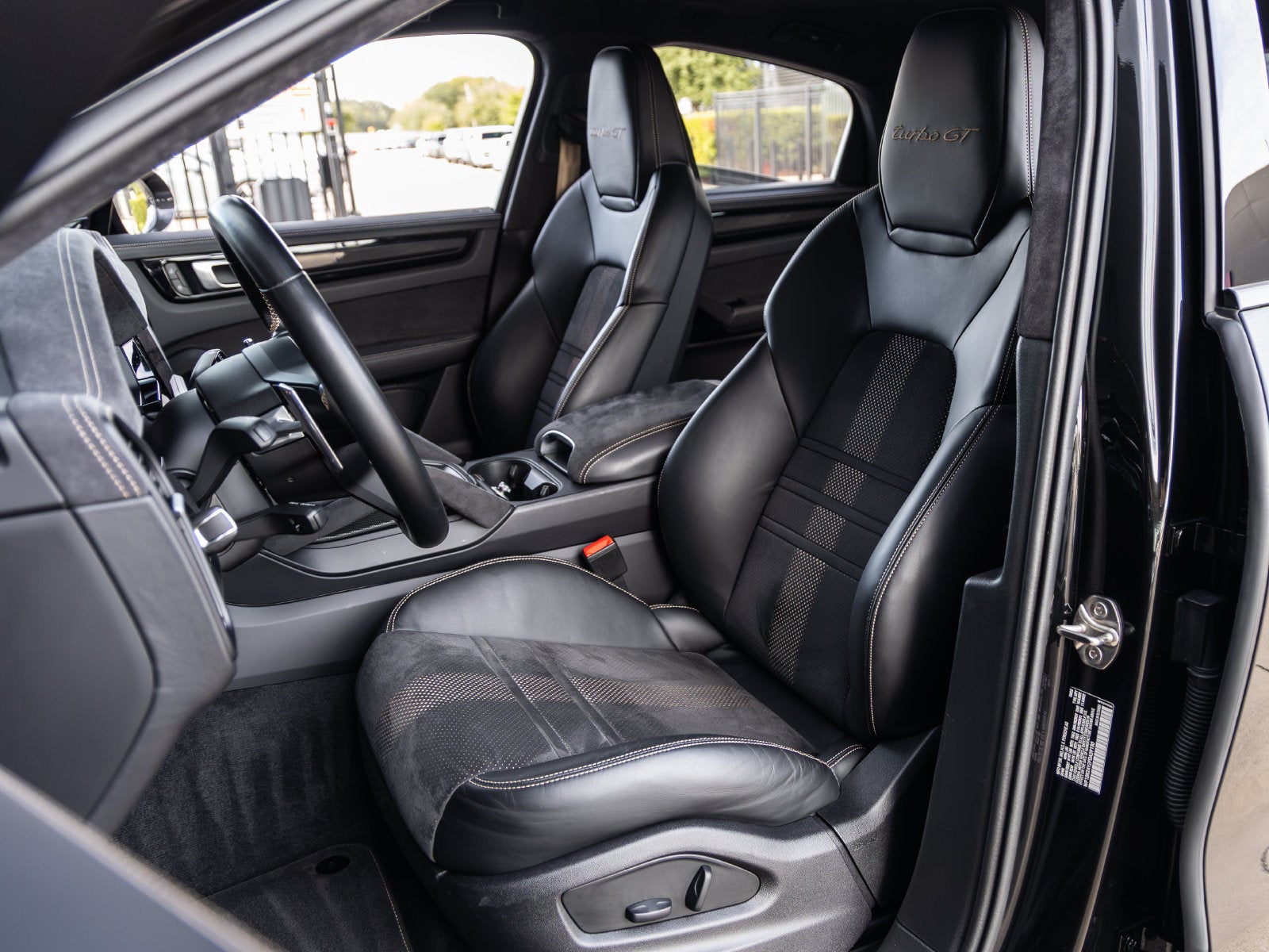 2023 Porsche Cayenne Cayenne Turbo GT