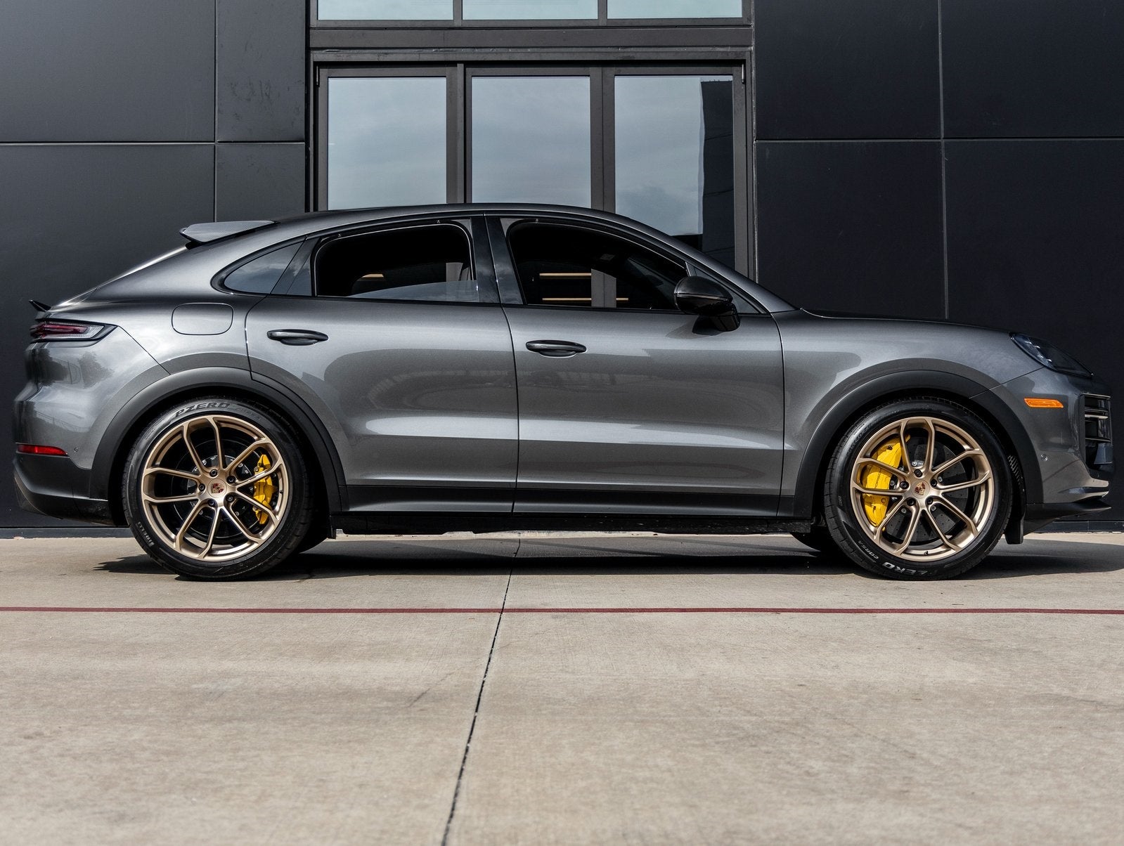 2025 Porsche Cayenne Cayenne Turbo GT
