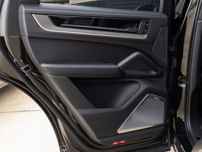 2024 Porsche Cayenne Coupe Cayenne Turbo GT