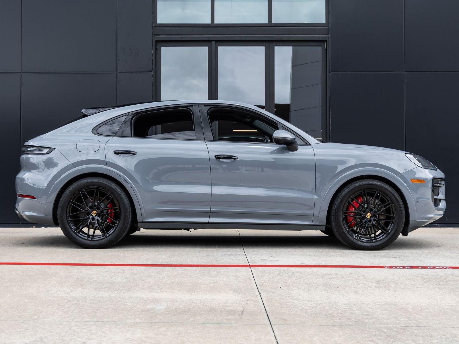 2024 Porsche Cayenne Coupe S