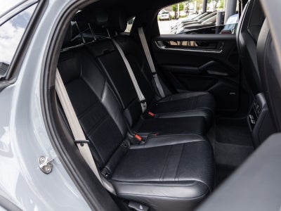 2024 Porsche Cayenne Coupe S