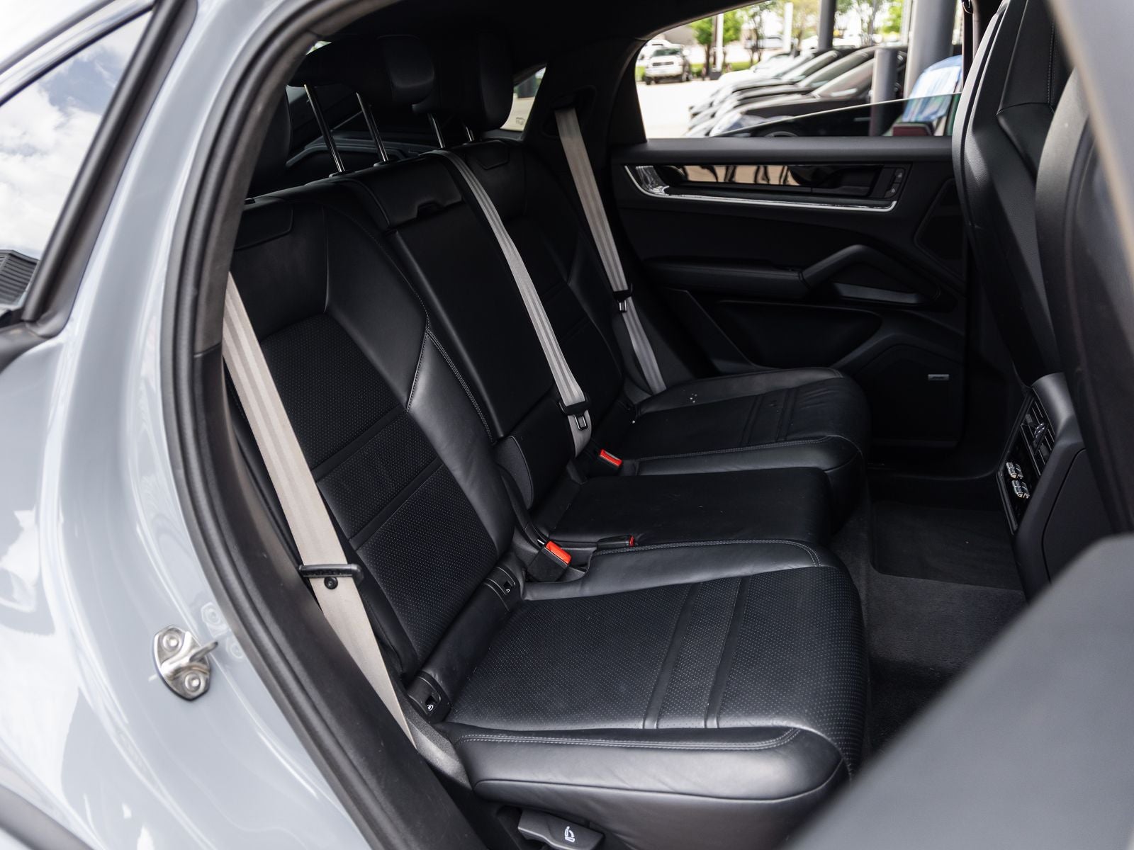 2024 Porsche Cayenne Coupe S