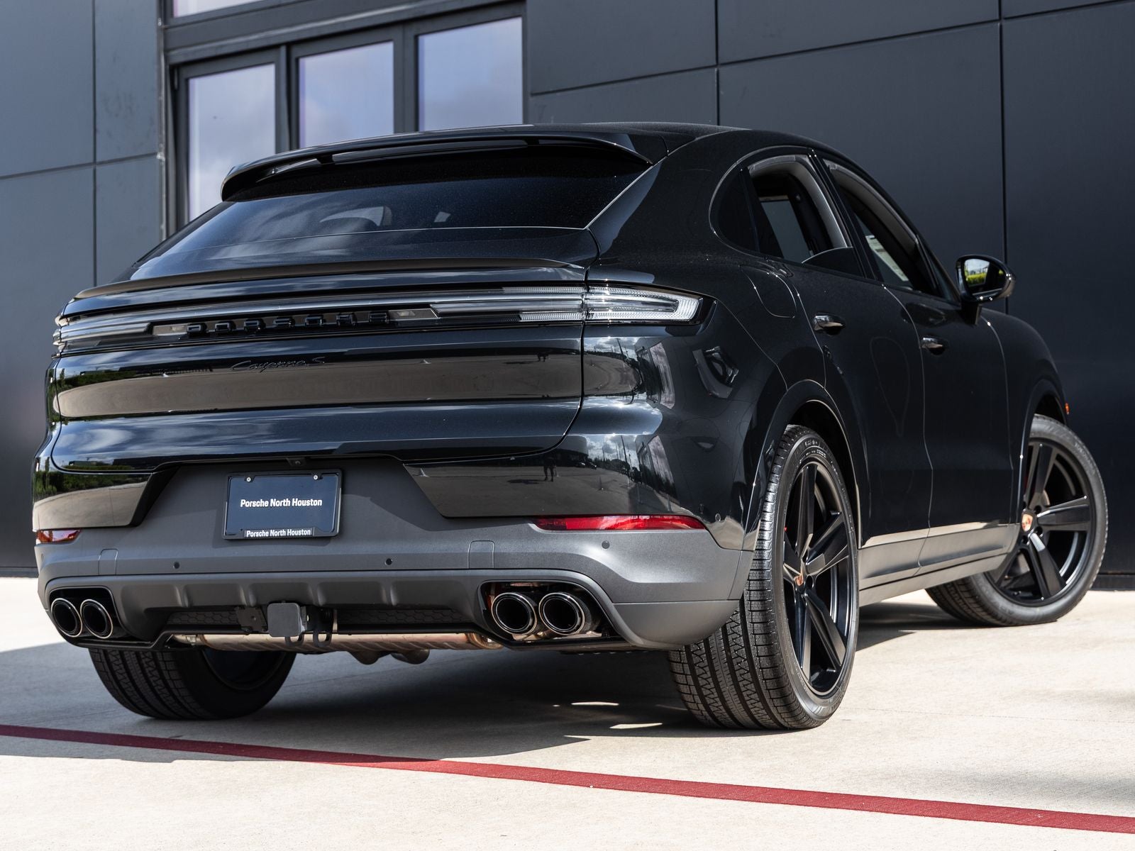 2025 Porsche Cayenne S Coupe