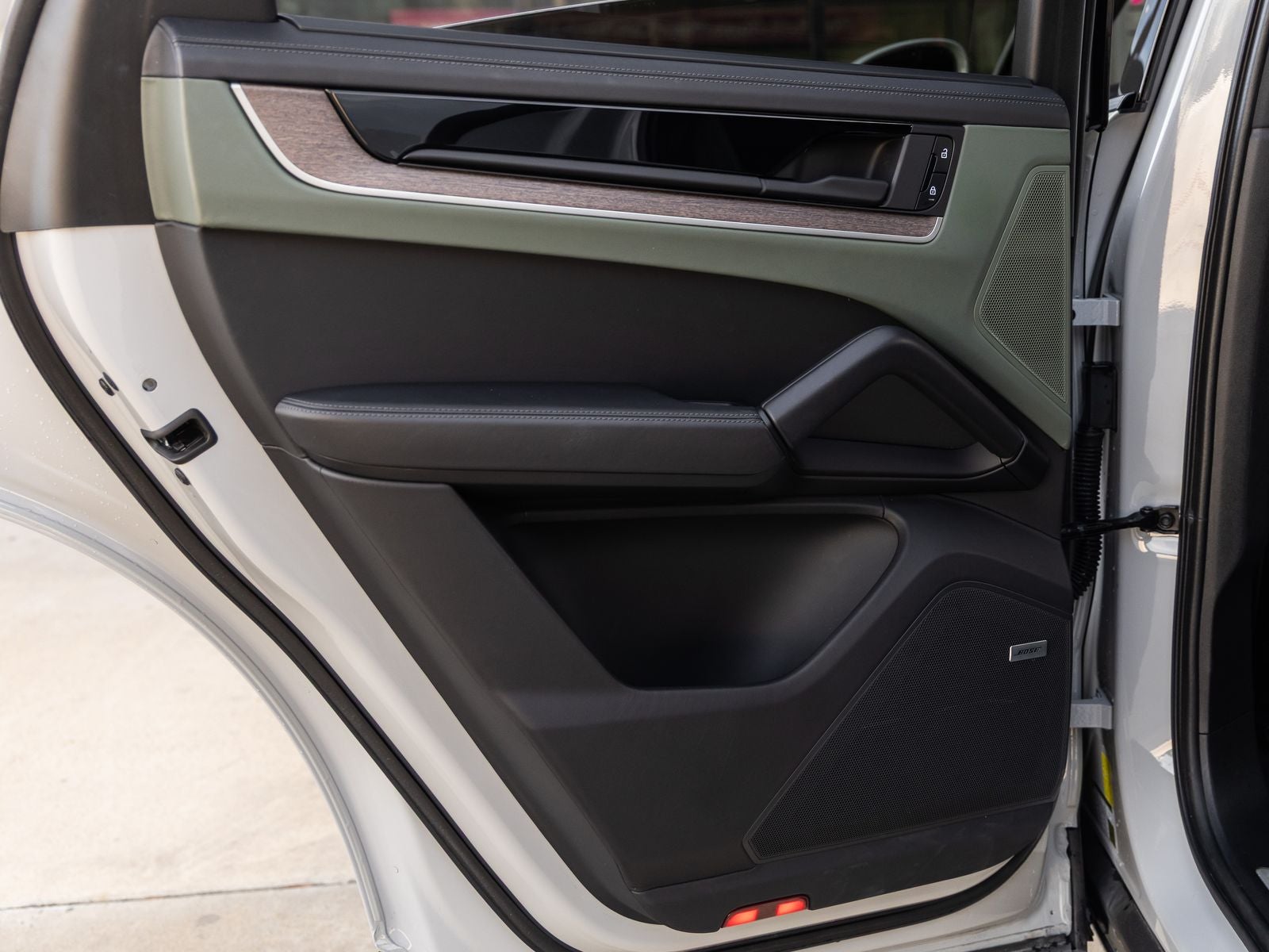 2024 Porsche Cayenne S Coupe