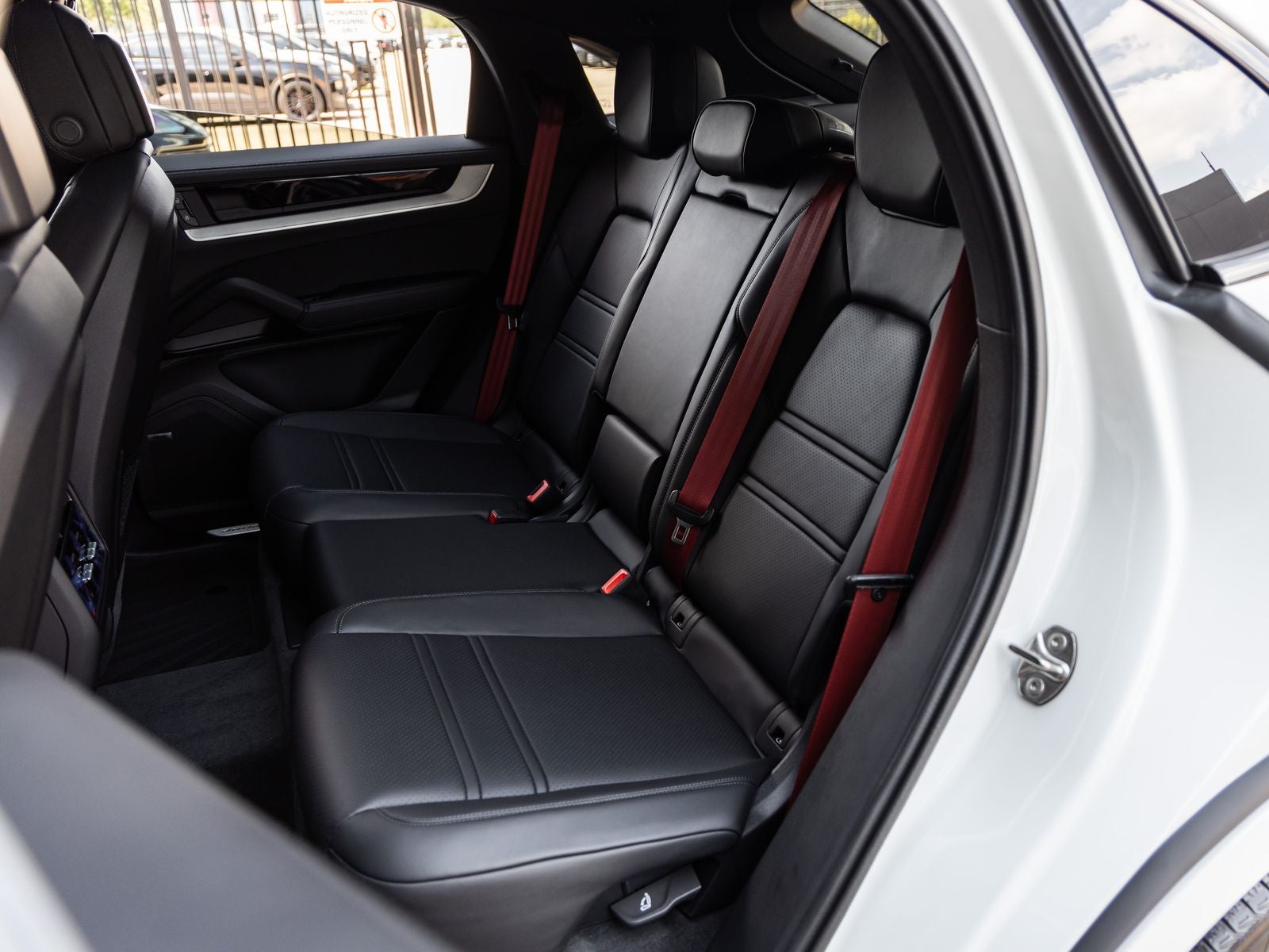 2025 Porsche Cayenne S Coupe