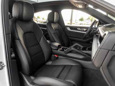 2025 Porsche Cayenne Cayenne S Coupe