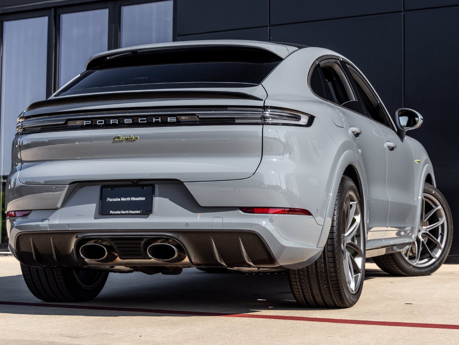 2025 Porsche Cayenne Cayenne Turbo E-Hybrid Coupe