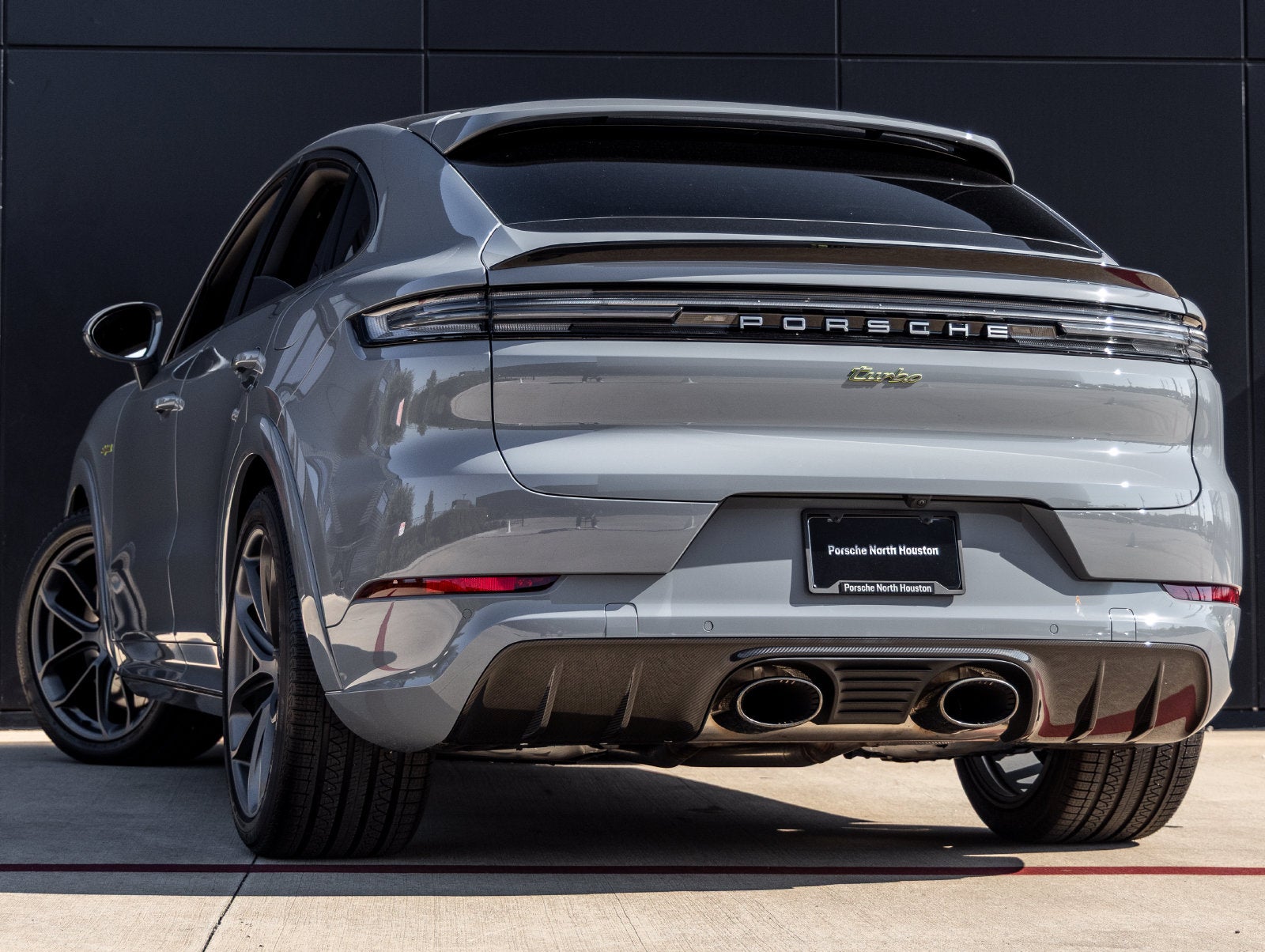2025 Porsche Cayenne Cayenne Turbo E-Hybrid Coupe