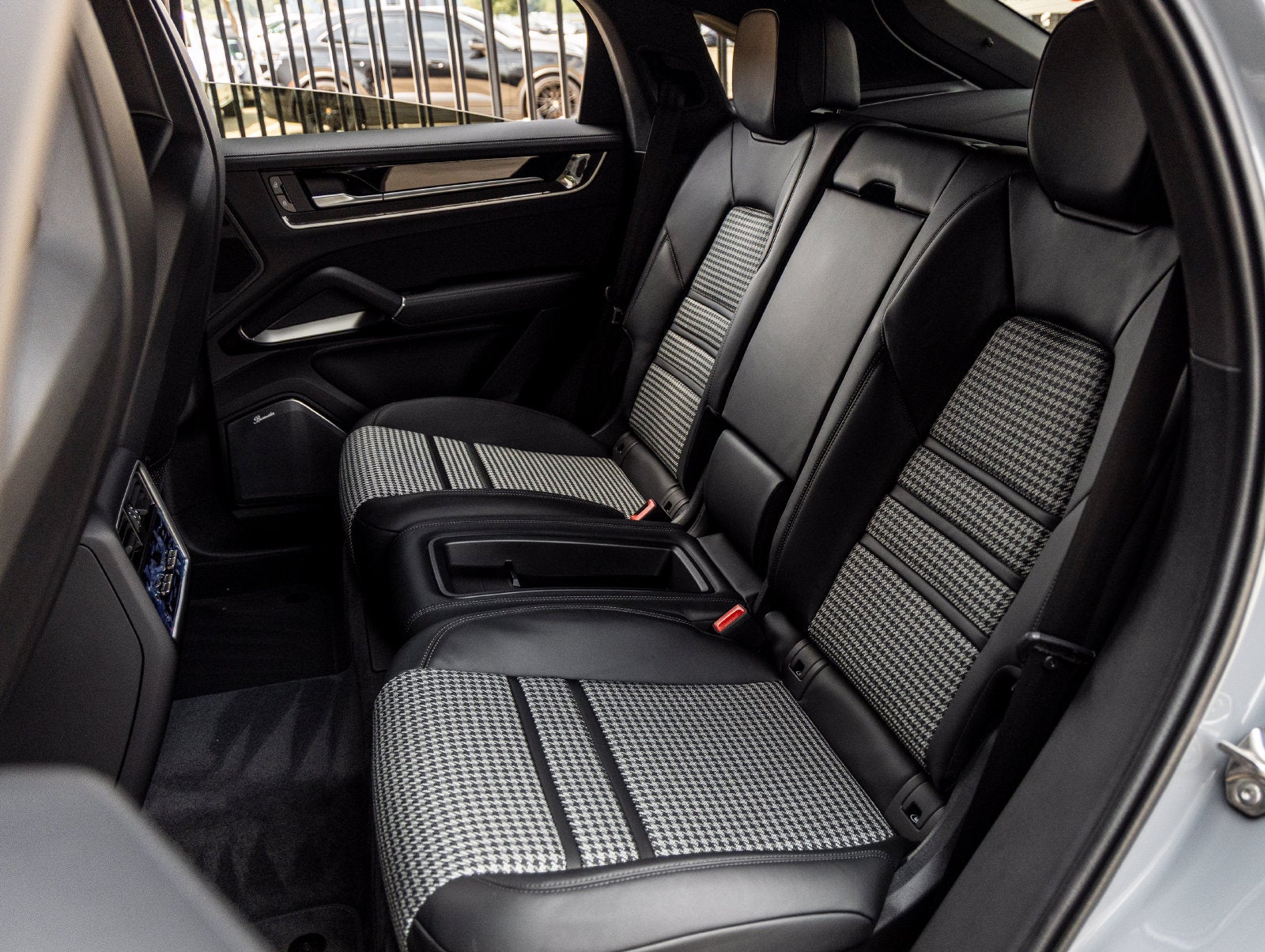 2025 Porsche Cayenne Cayenne Turbo E-Hybrid Coupe
