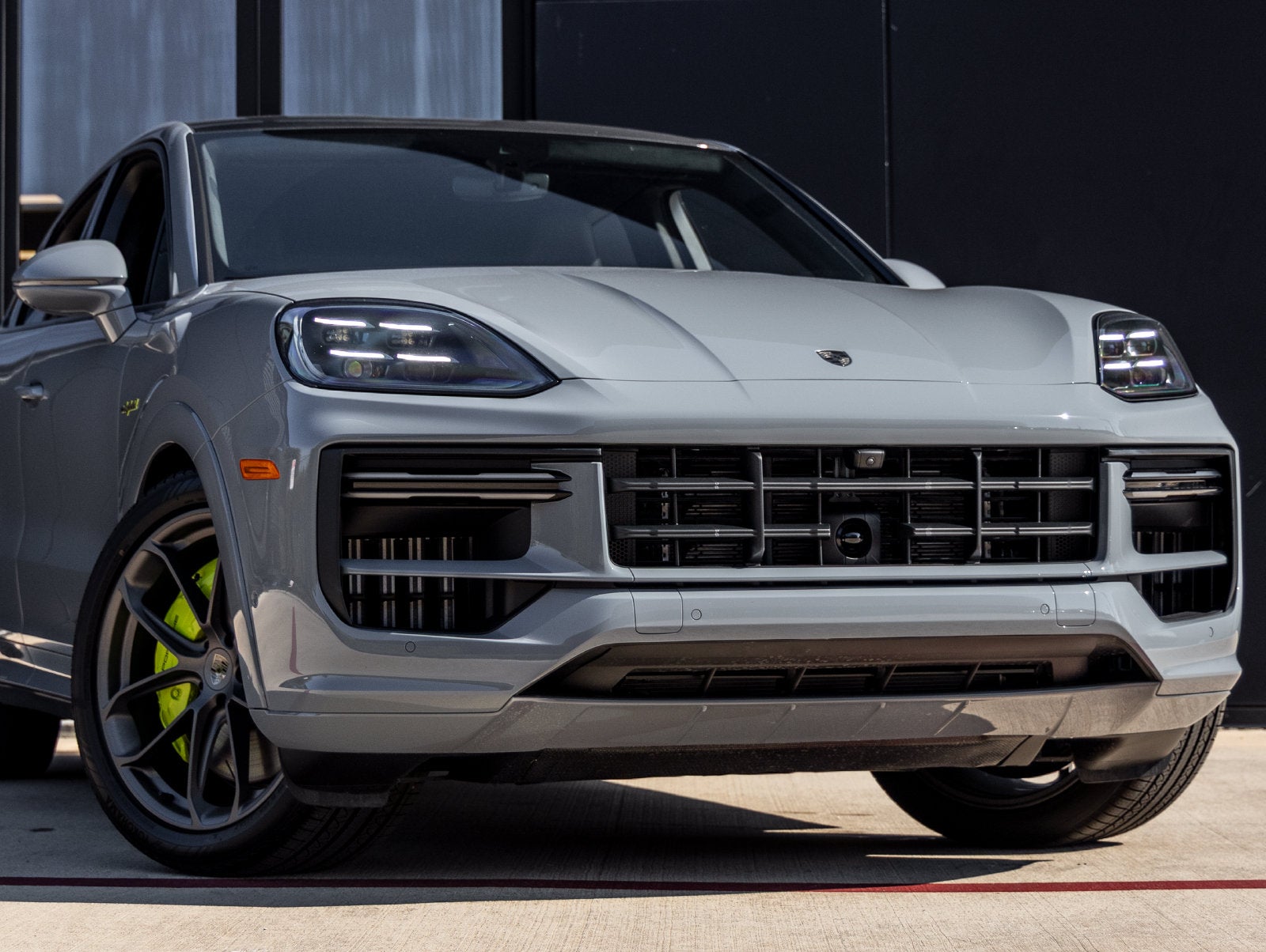 2025 Porsche Cayenne Cayenne Turbo E-Hybrid Coupe