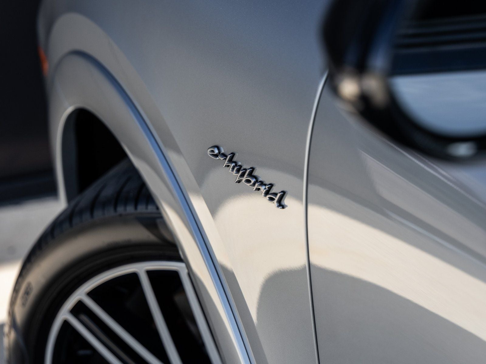 2025 Porsche Cayenne Cayenne S E-Hybrid Coupe