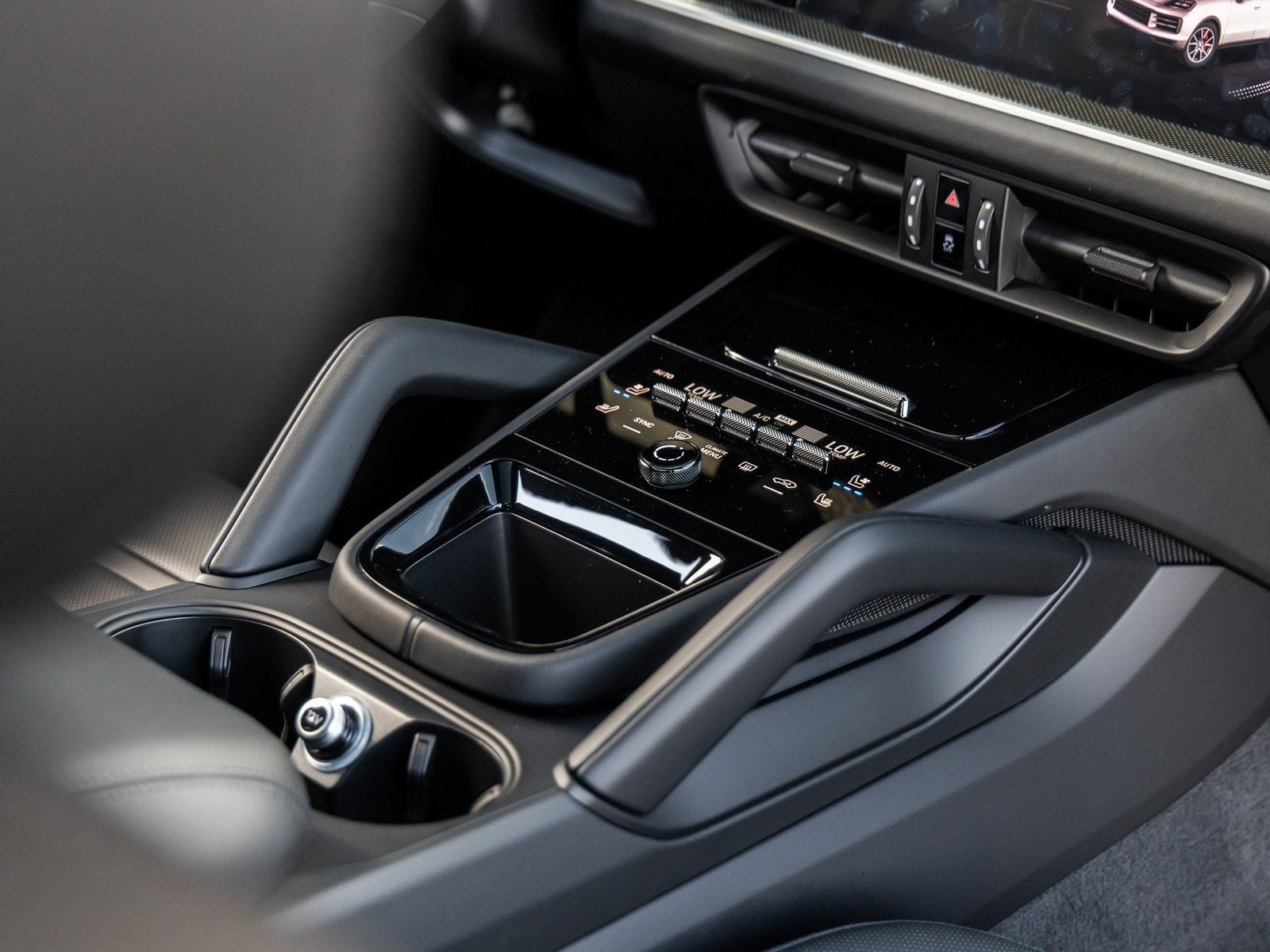 2025 Porsche Cayenne Cayenne S E-Hybrid Coupe