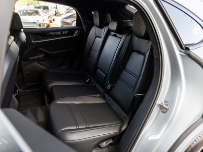 2025 Porsche Cayenne Cayenne S E-Hybrid Coupe