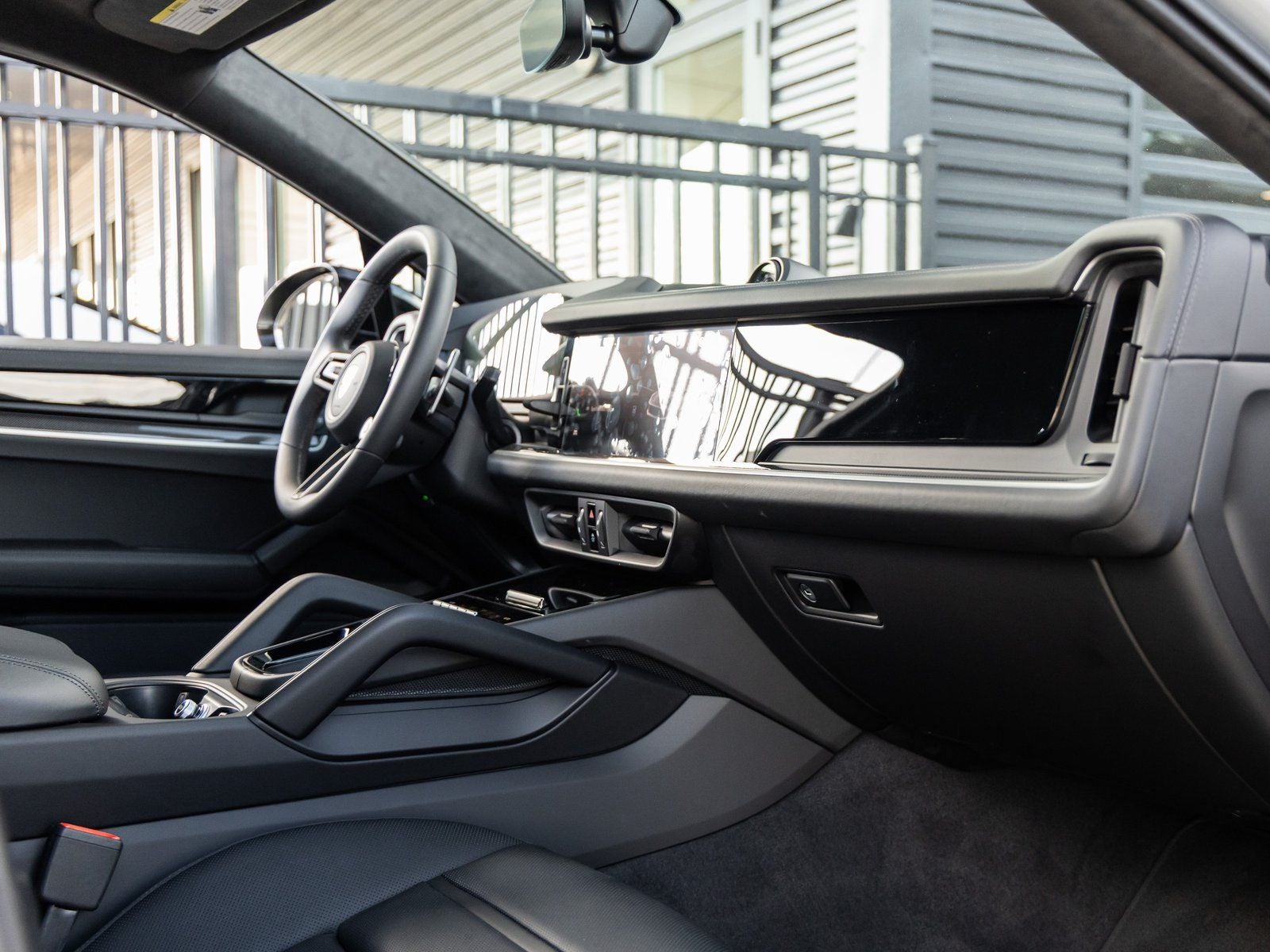 2025 Porsche Cayenne Cayenne S E-Hybrid Coupe