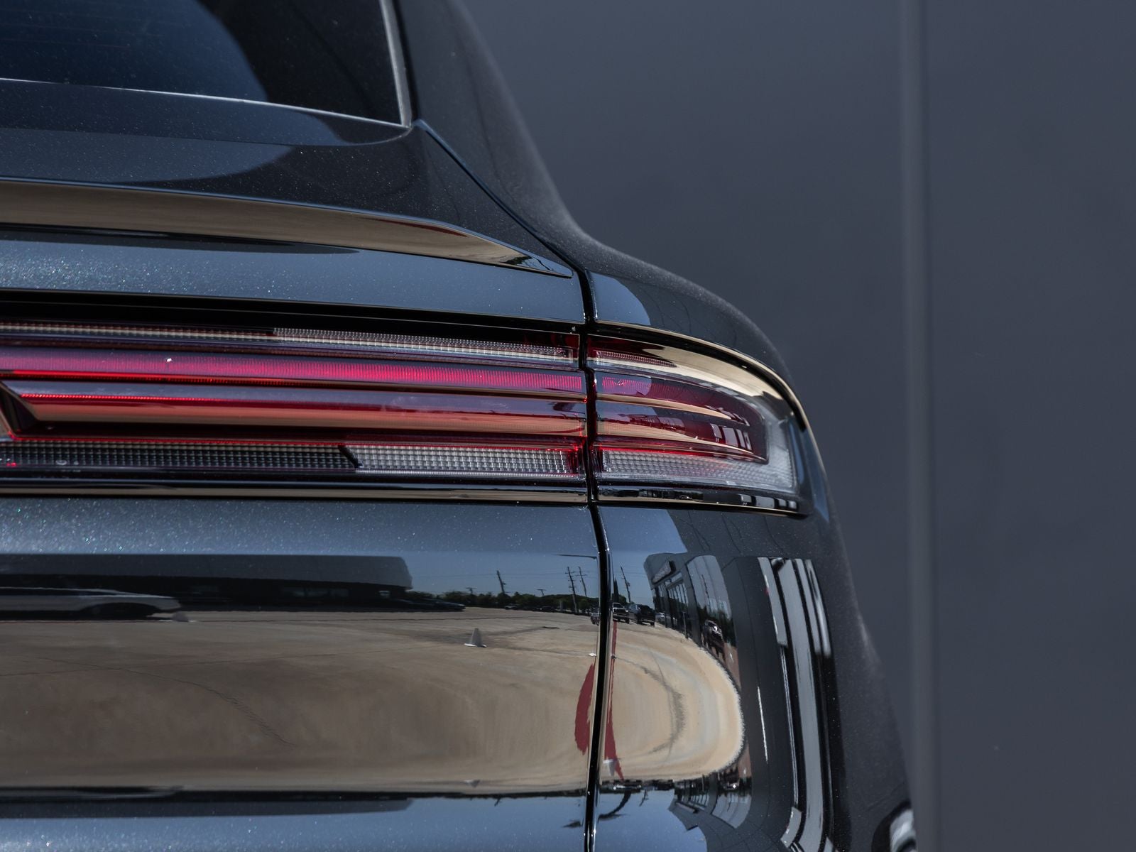 2025 Porsche Cayenne S E-Hybrid Coupe