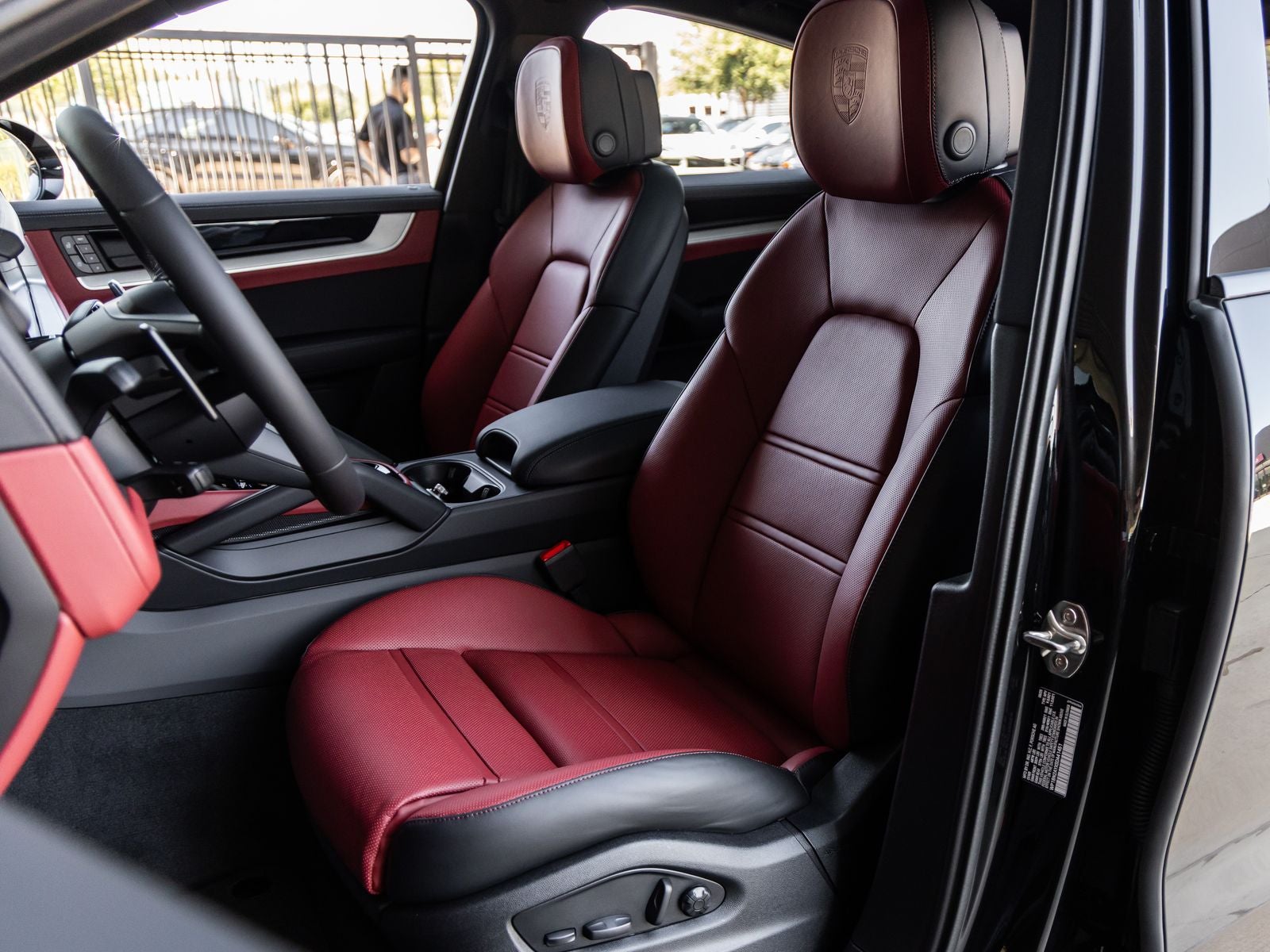 2025 Porsche Cayenne S E-Hybrid Coupe
