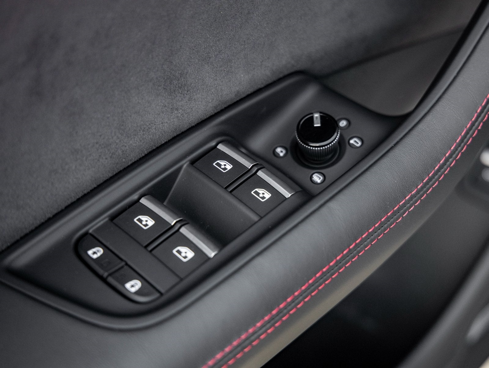 2024 Audi RS Q8 4.0T quattro