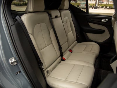 2021 Volvo XC40 Momentum