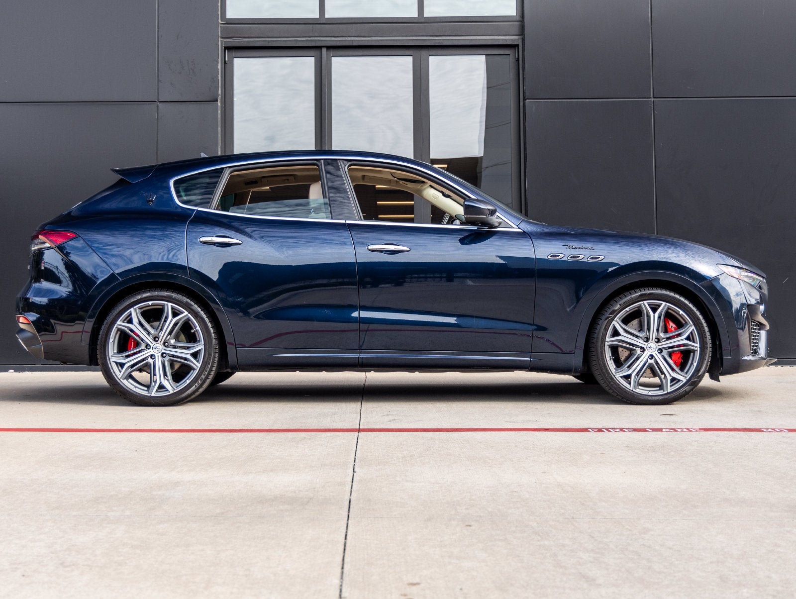2022 Maserati Levante Modena