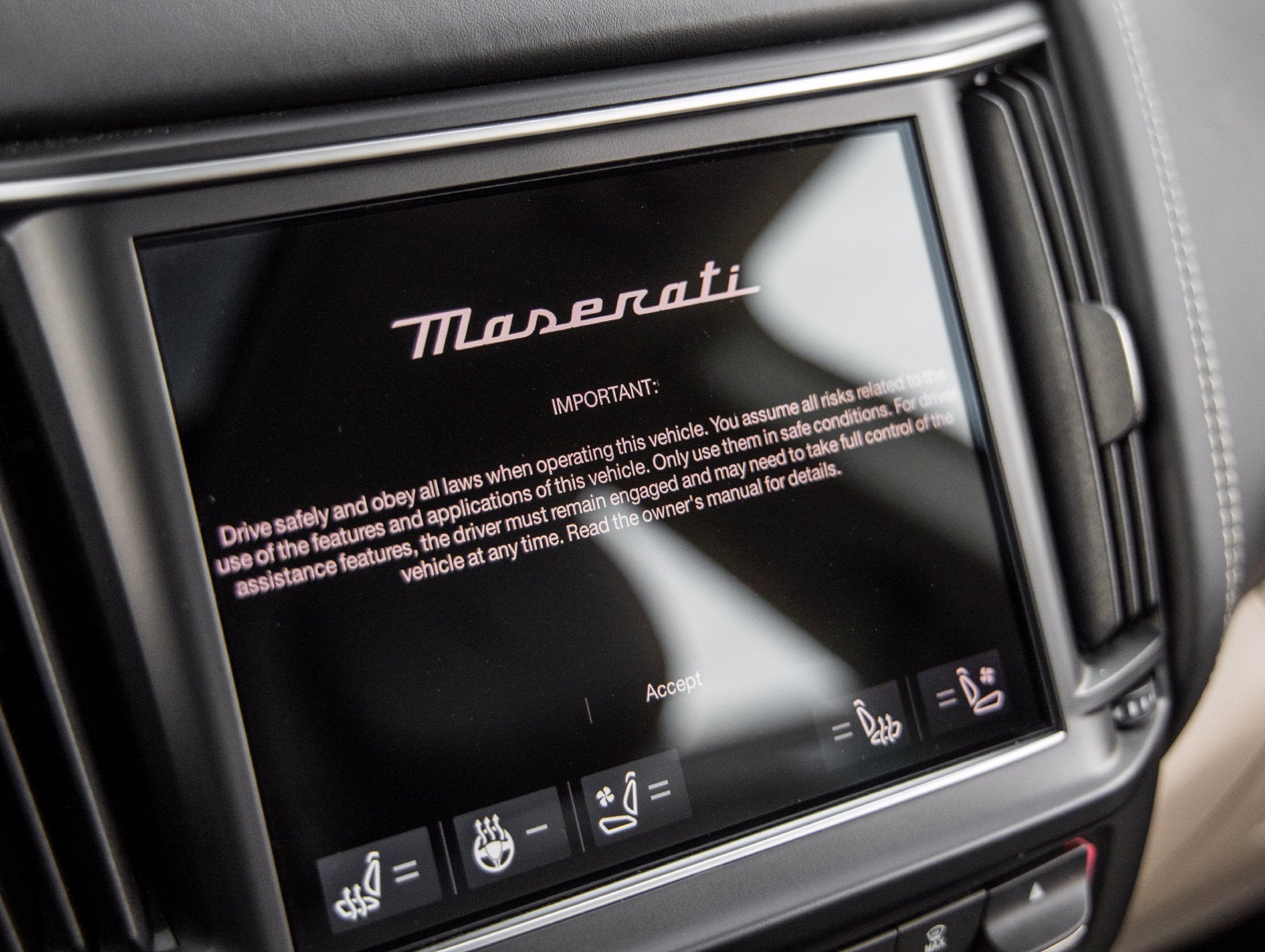 2022 Maserati Levante Modena