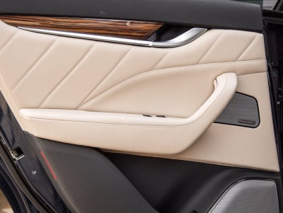 2022 Maserati Levante Modena