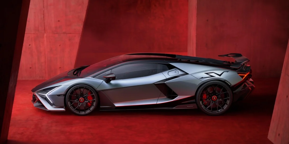 Teaser image of the 2027 Lamborghini Revuelto SV.