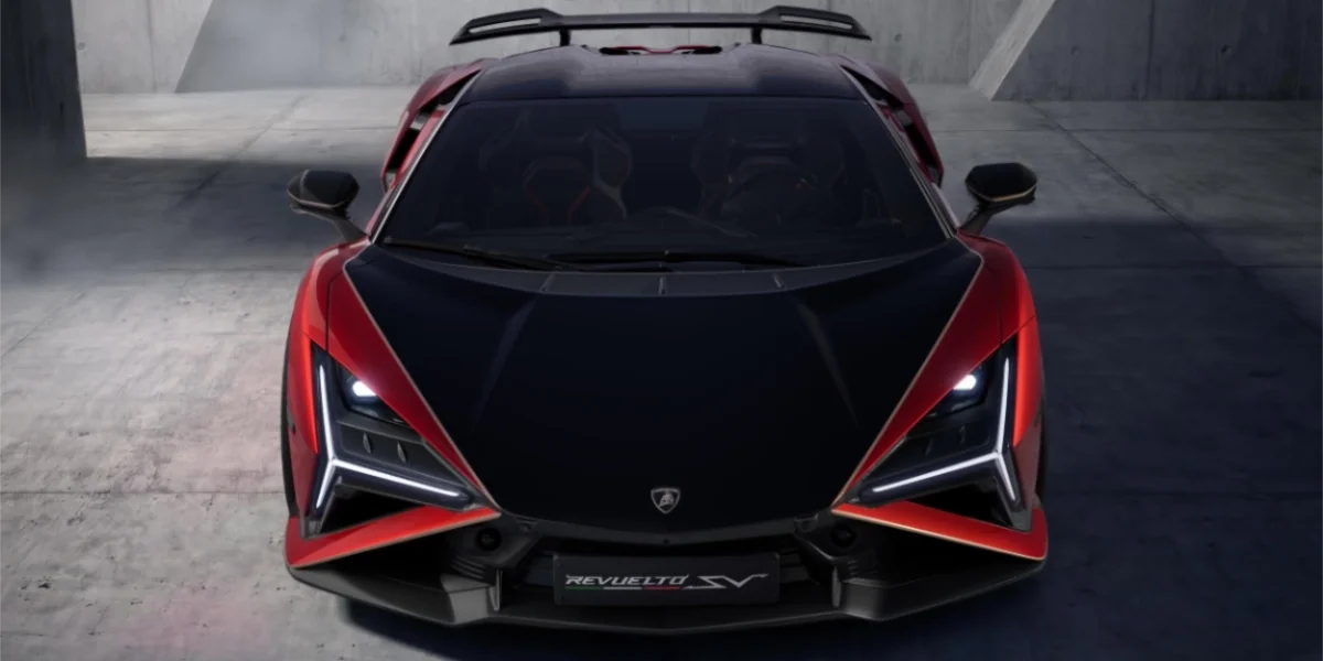 Detail view of the 2027 Lamborghini Revuelto SV.